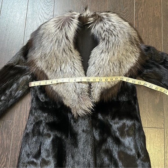 Mink Fur Coat - Picture 10 of 11